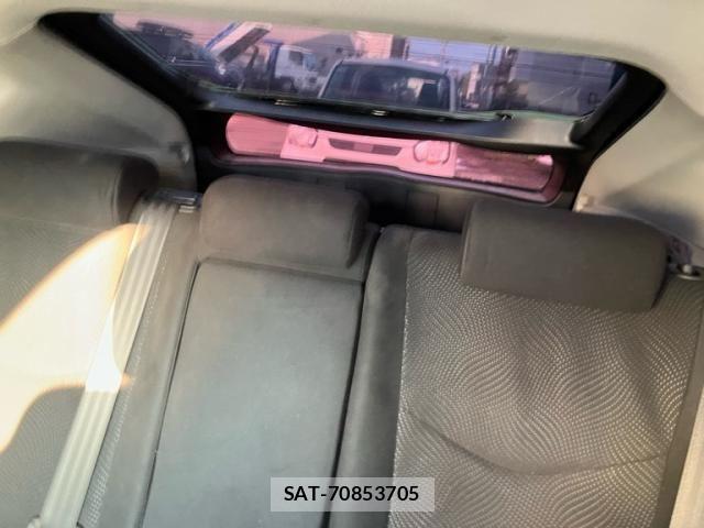 Toyota PRIUS 2012-07 7393663-11