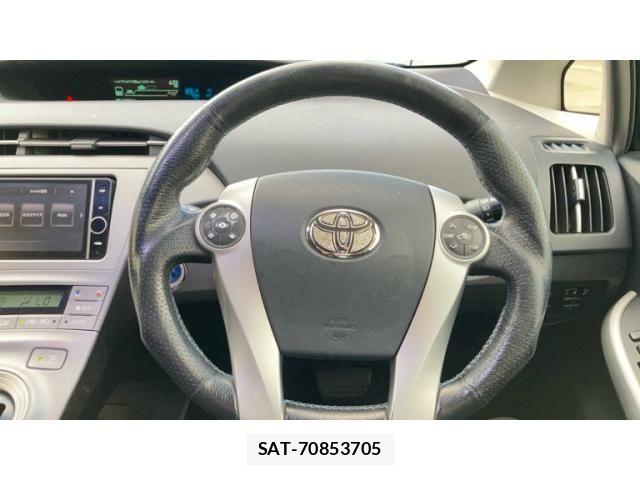 Toyota PRIUS 2012-07 7393663-15