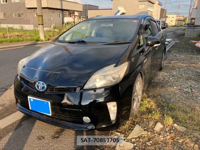 Toyota PRIUS 2012-07 7393663-1