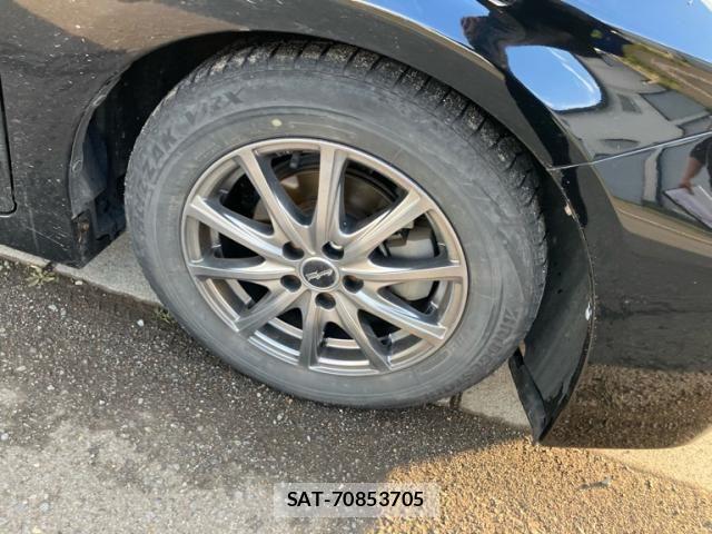 Toyota PRIUS 2012-07 7393663-6