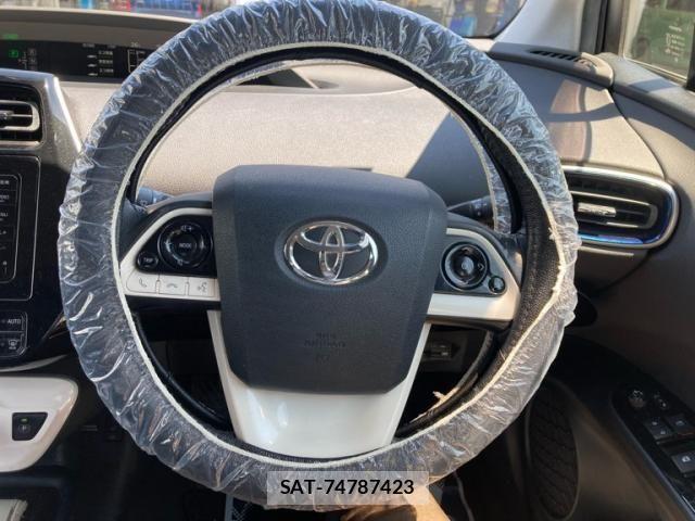 Toyota PRIUS 2016-06 7393635-19