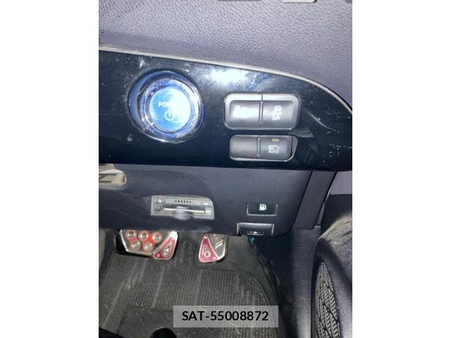 Toyota PRIUS 2017-12 7393643-10
