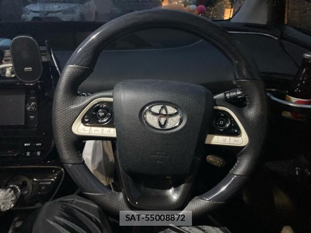 Toyota PRIUS 2017-12 7393643-11