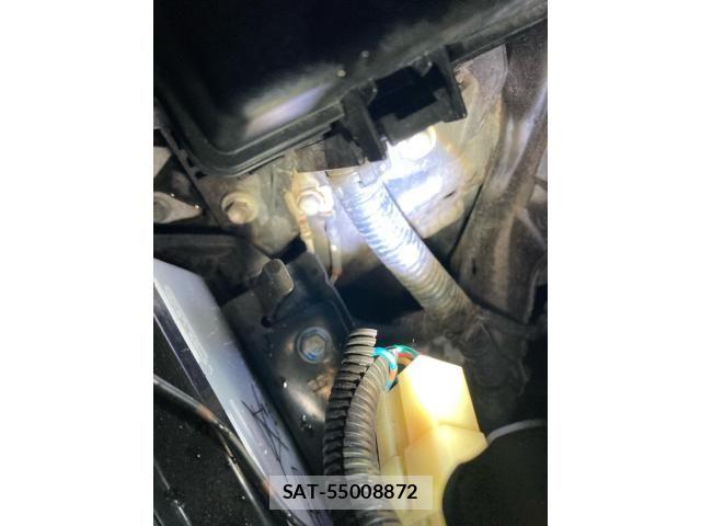 Toyota PRIUS 2017-12 7393643-24
