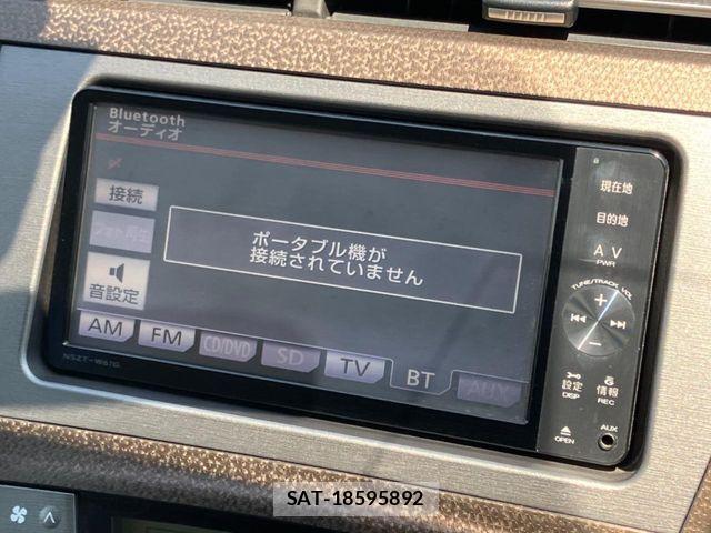 Toyota PRIUS 2012-05 7393650-2