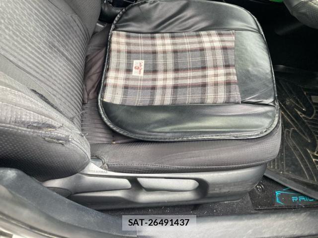 Toyota PRIUS 2016-11 7393646-13