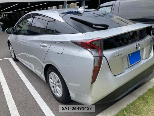 Toyota PRIUS 2016-11 7393646-8