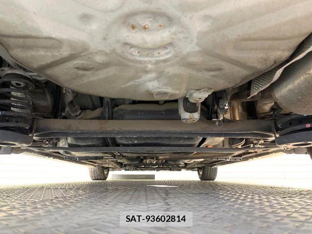 Toyota PRIUS 2014-06 7393636-18