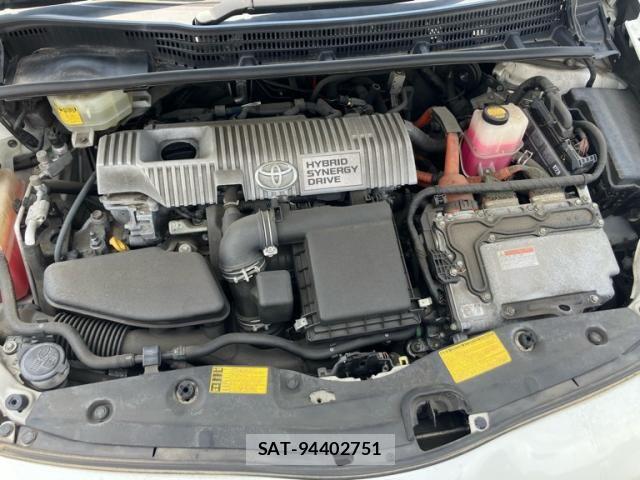 Toyota PRIUS 2011-09 7393672-11