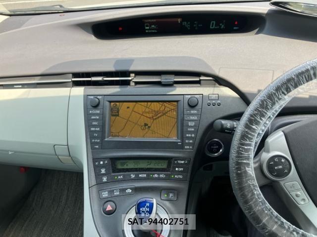 Toyota PRIUS 2011-09 7393672-21