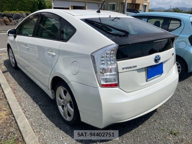 Toyota PRIUS 2011-09 7393672-3