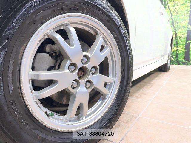 Toyota PRIUS 2011-11 7393645-12