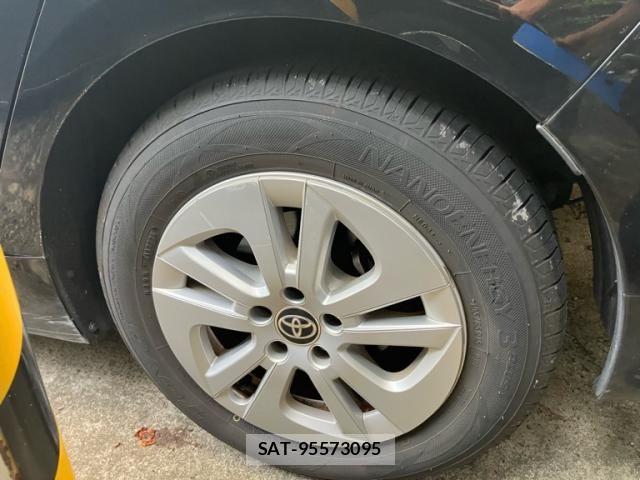 Toyota PRIUS 2015-12 7393644-2
