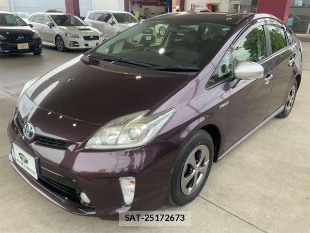 Toyota PRIUS 2014-01 7393639-11
