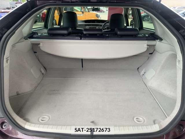 Toyota PRIUS 2014-01 7393639-16