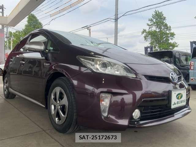 Toyota PRIUS 2014-01 7393639-5