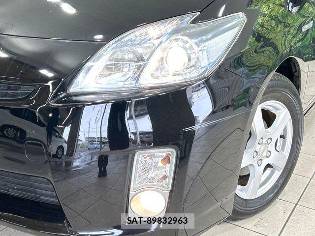 Toyota PRIUS 2010-05 7393649-11