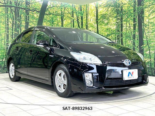 Toyota PRIUS 2010-05 7393649-15