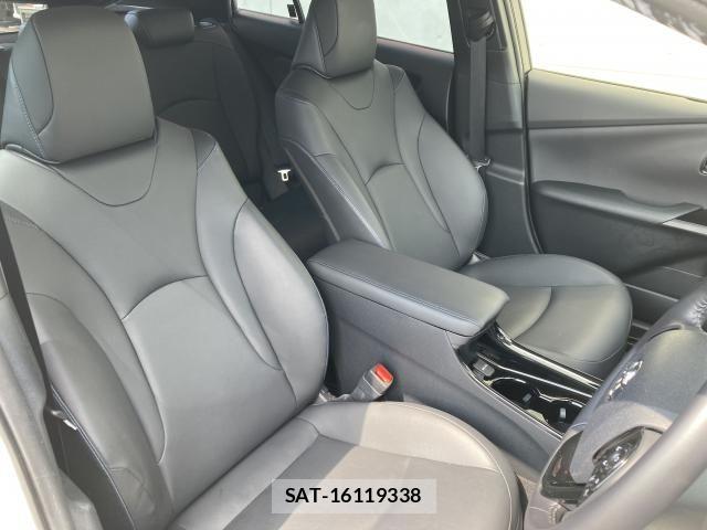 Toyota PRIUS 2021-11 7456857-22