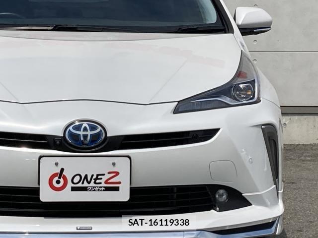 Toyota PRIUS 2021-11 7456857-7
