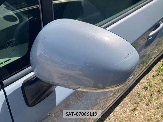 Toyota PRIUS 2010-06 7456994-25