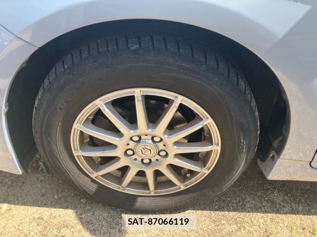 Toyota PRIUS 2010-06 7456994-4