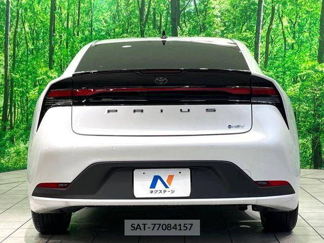 Toyota PRIUS 2025-10 7456829-16
