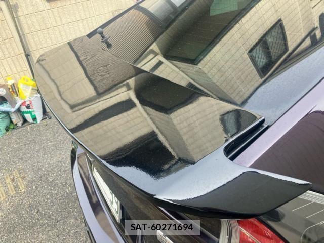 Toyota PRIUS 2012-07 7456932-12