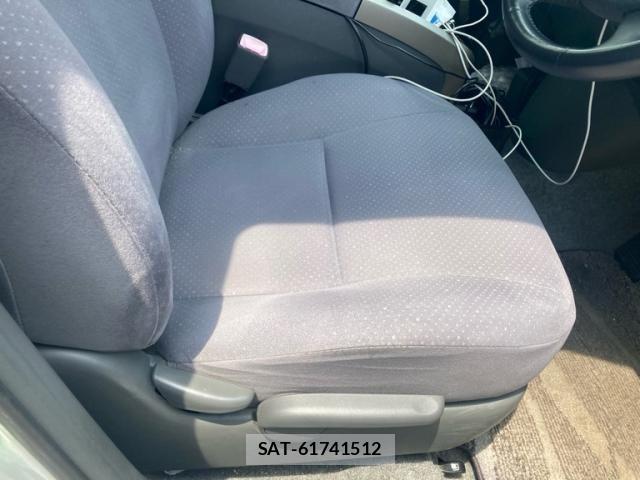 Toyota PRIUS 2009-03 7456944-17
