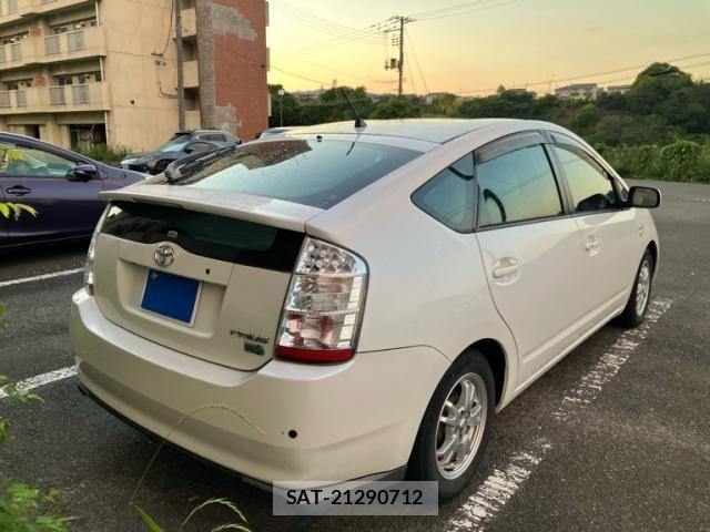 Toyota PRIUS 2008-03 7456950-1