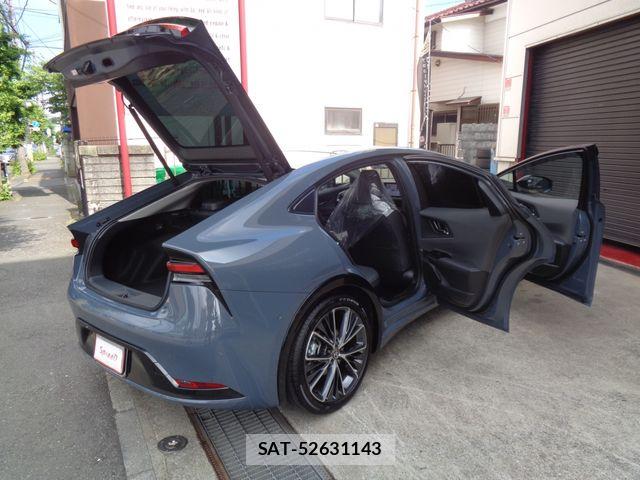 Toyota PRIUS 2026-01 7456830-11