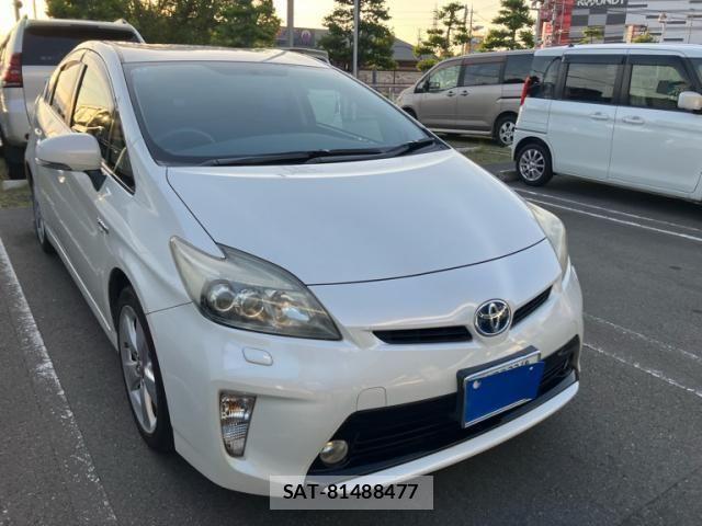Toyota PRIUS 2014-06 7456953-0
