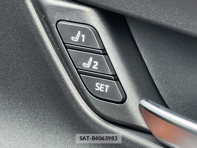 Toyota PRIUS 2026-05 7456818-19