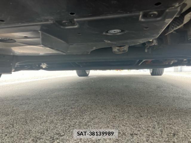 Toyota PRIUS 2015-09 7456920-11