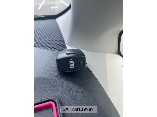 Toyota PRIUS 2015-09 7456920-22