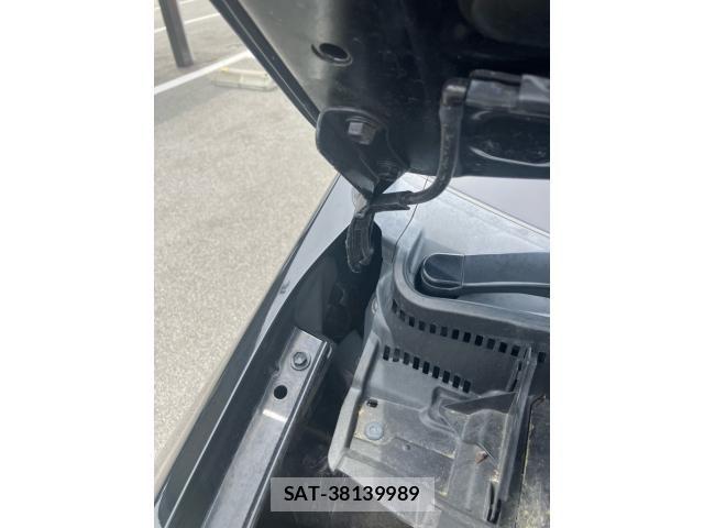 Toyota PRIUS 2015-09 7456920-3