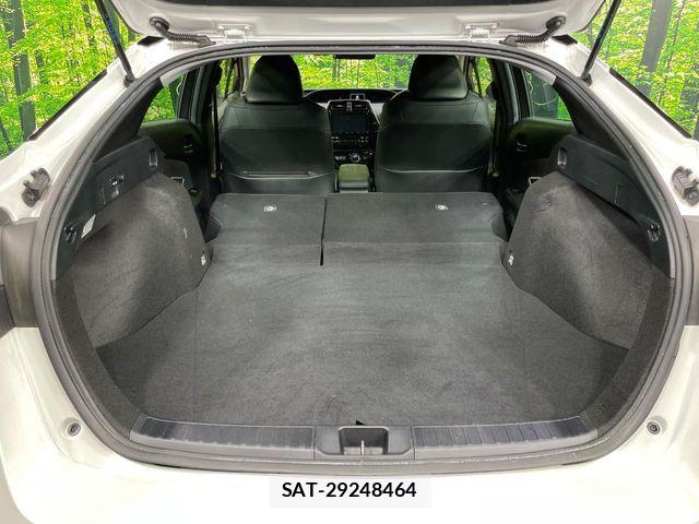 Toyota PRIUS 2021-02 7456867-9