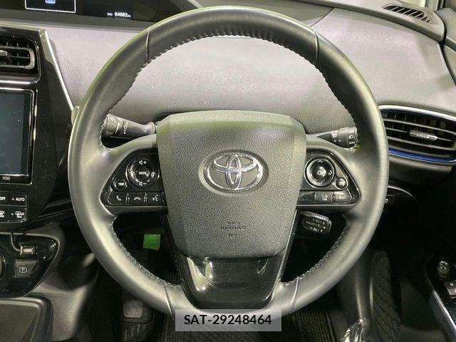 Toyota PRIUS 2021-02 7456867-10