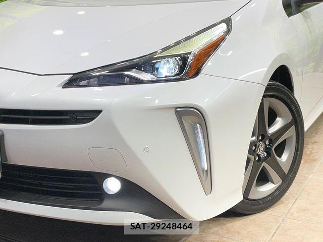 Toyota PRIUS 2021-02 7456867-11