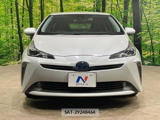 Toyota PRIUS 2021-02 7456867-13