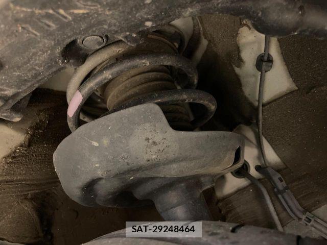 Toyota PRIUS 2021-02 7456867-19