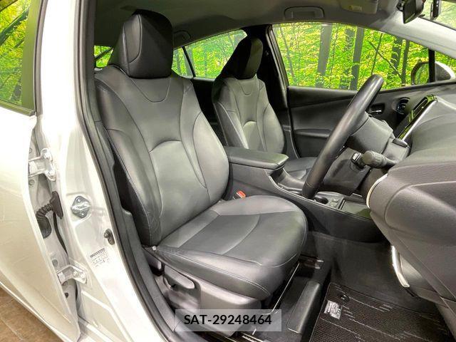 Toyota PRIUS 2021-02 7456867-7