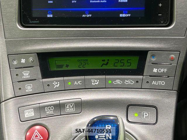 Toyota PRIUS 2012-01 7456929-6
