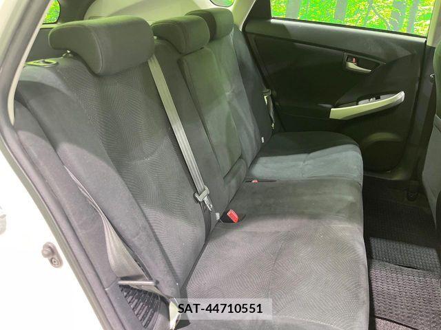 Toyota PRIUS 2012-01 7456929-8