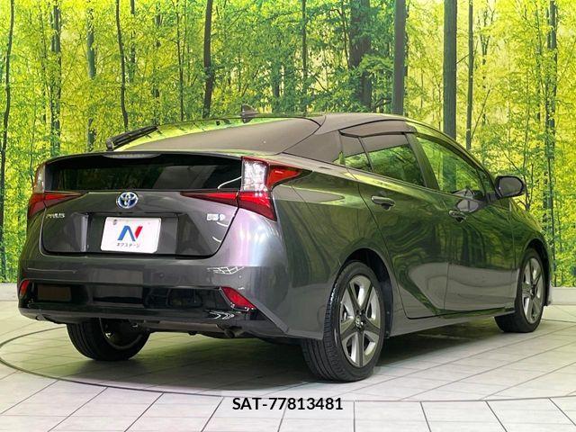 Toyota PRIUS 2021-03 7456864-16