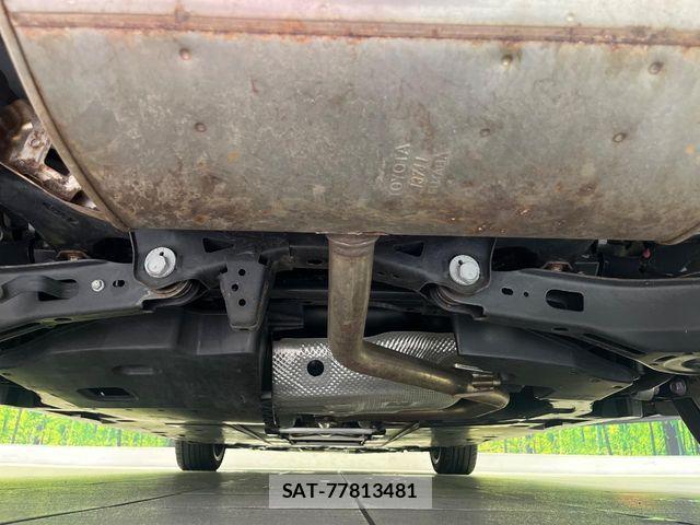 Toyota PRIUS 2021-03 7456864-18