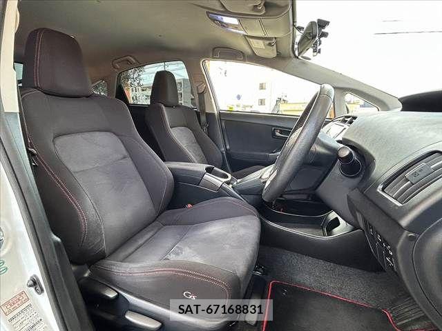 Toyota PRIUS 2014-03 7456919-15