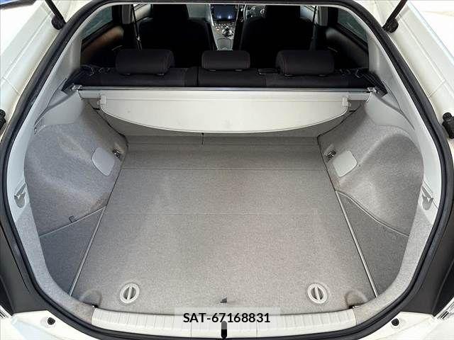 Toyota PRIUS 2014-03 7456919-19