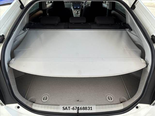 Toyota PRIUS 2014-03 7456919-20