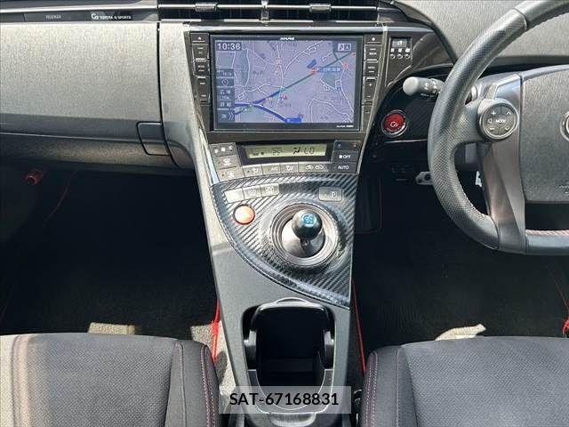 Toyota PRIUS 2014-03 7456919-23